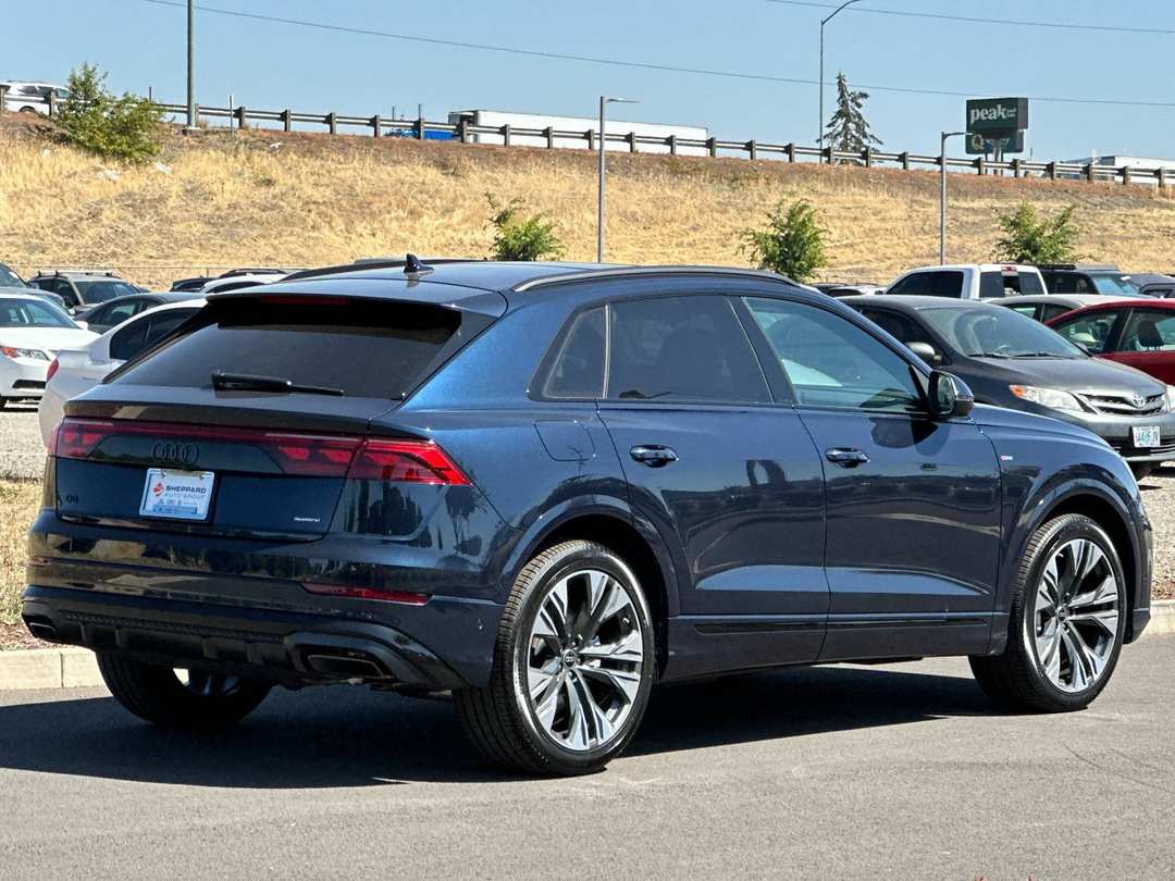 2026 Audi Q8 - Image 3