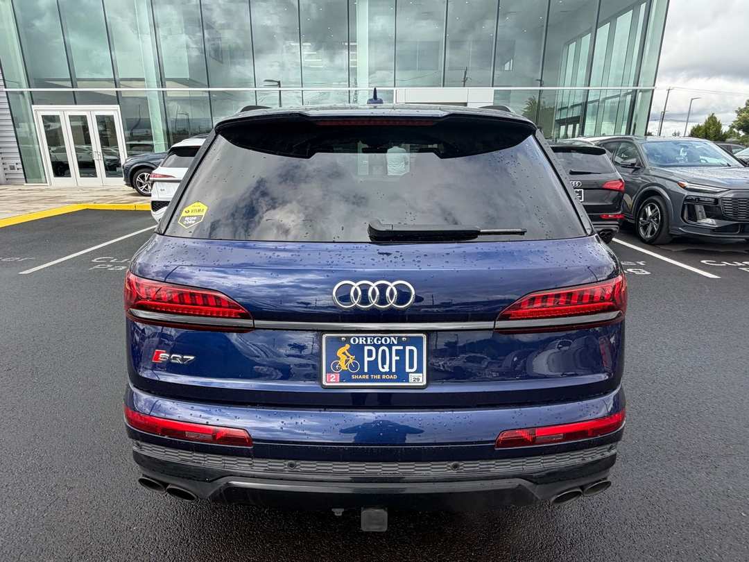 2024 Audi Sq7 Prestige - Image 3
