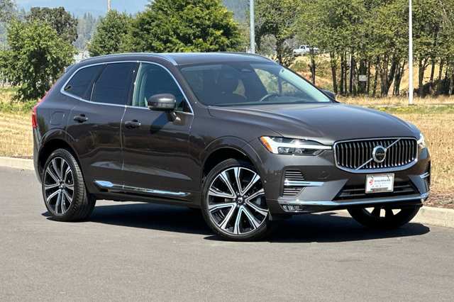 2023 Volvo Xc60 B5 Ultimate Bright Theme