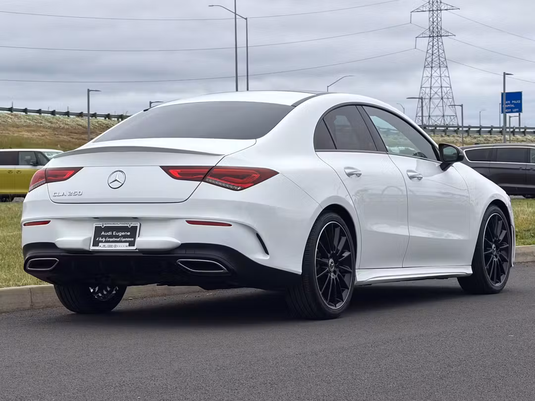 2021 Mercedes-Benz CLA CLA 250 - Image 3