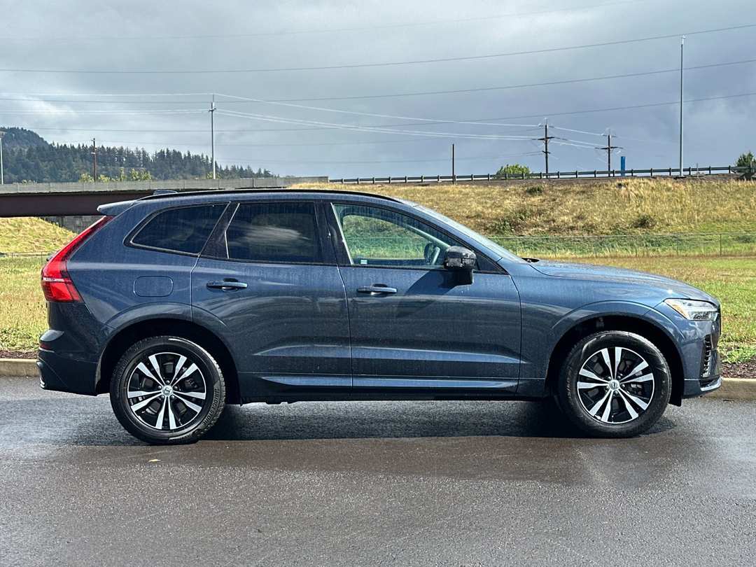 2024 Volvo Xc60 Recharge Plug-In Hybrid T8 RECHARGE CORE - Image 2