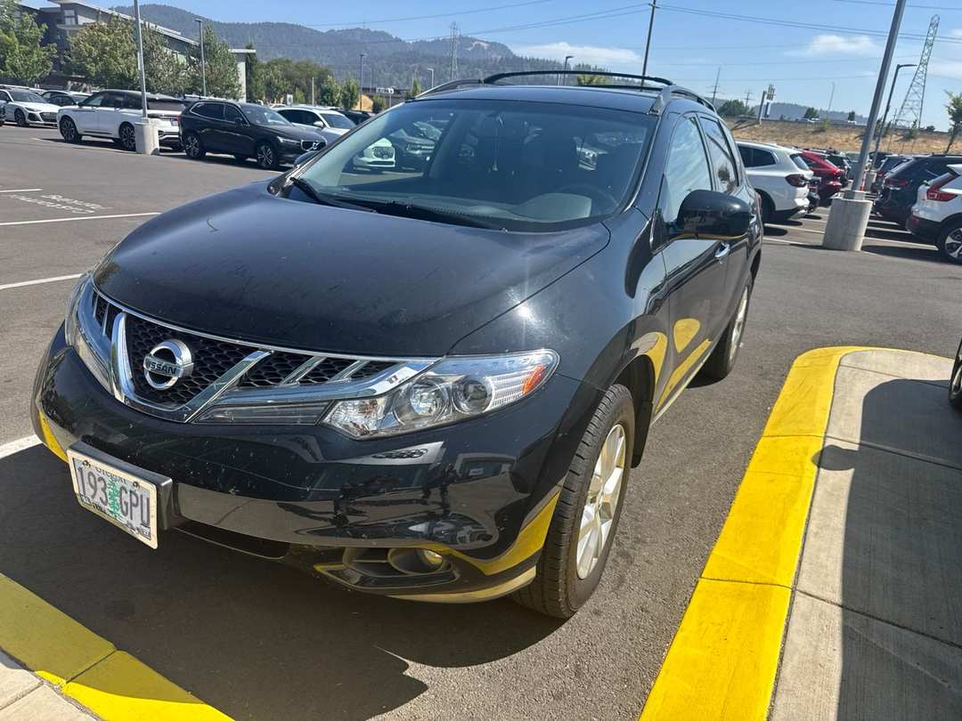2013 Nissan Murano SL - Image 2