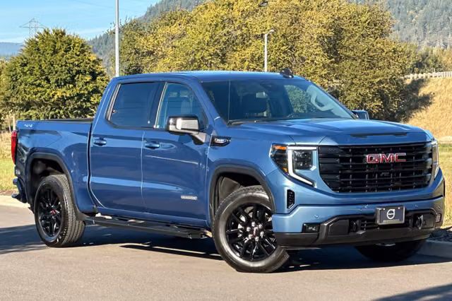 2025 GMC Sierra 1500 Elevation