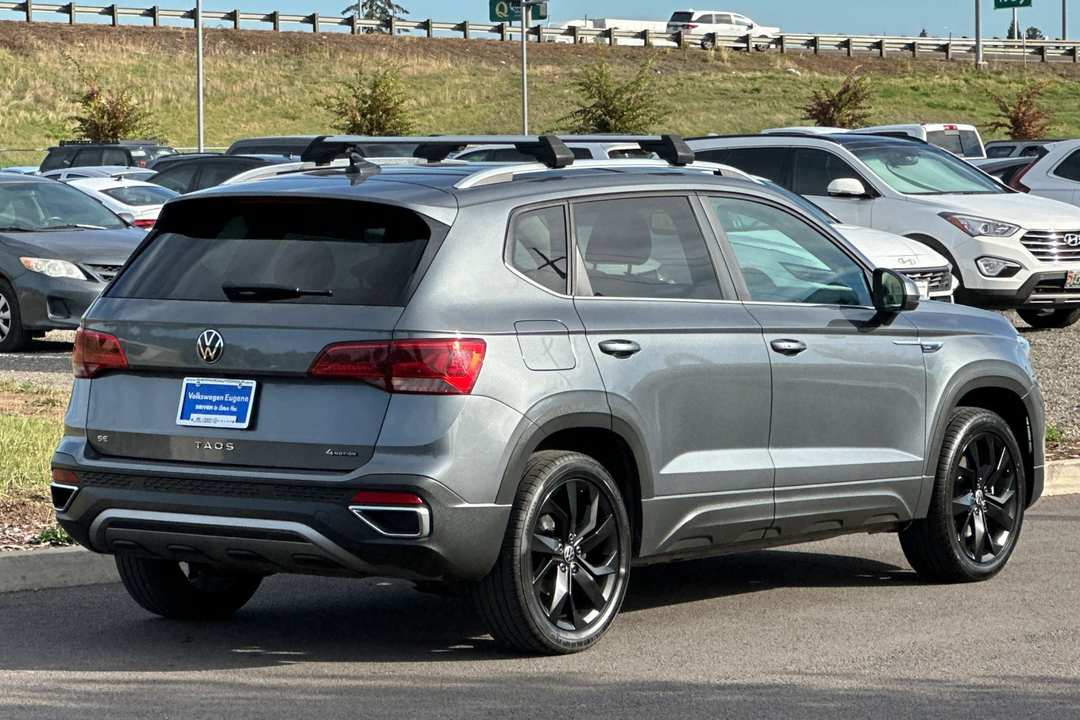 2022 Volkswagen Taos 1.5T SE - Image 3
