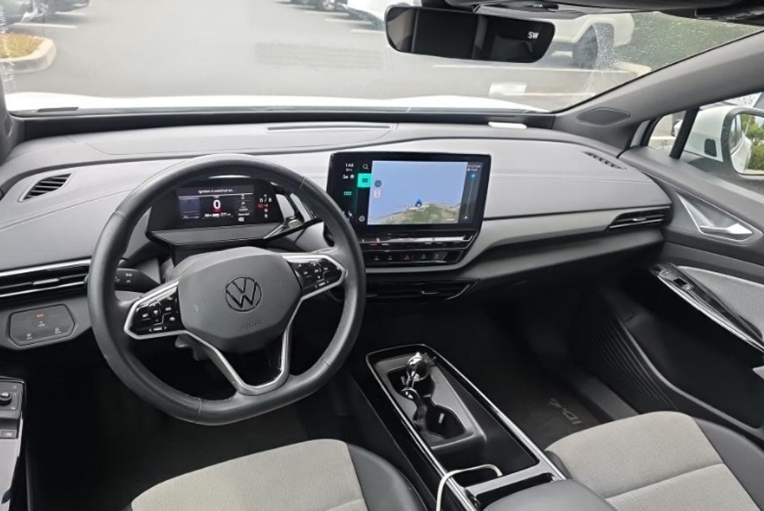 2023 Volkswagen Id.4 Pro - Image 3