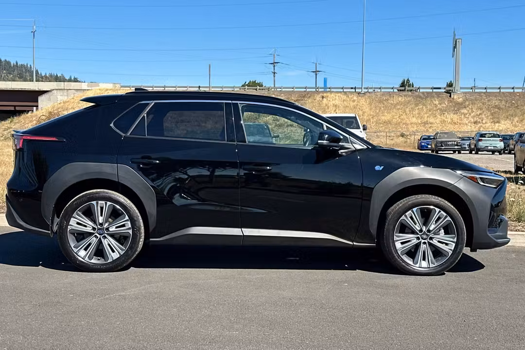 2023 Subaru Solterra Touring - Image 2