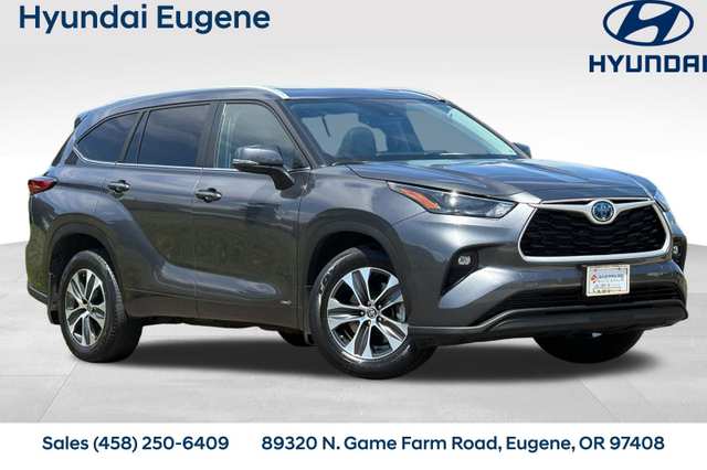 2023 Toyota Highlander Hybrid XLE