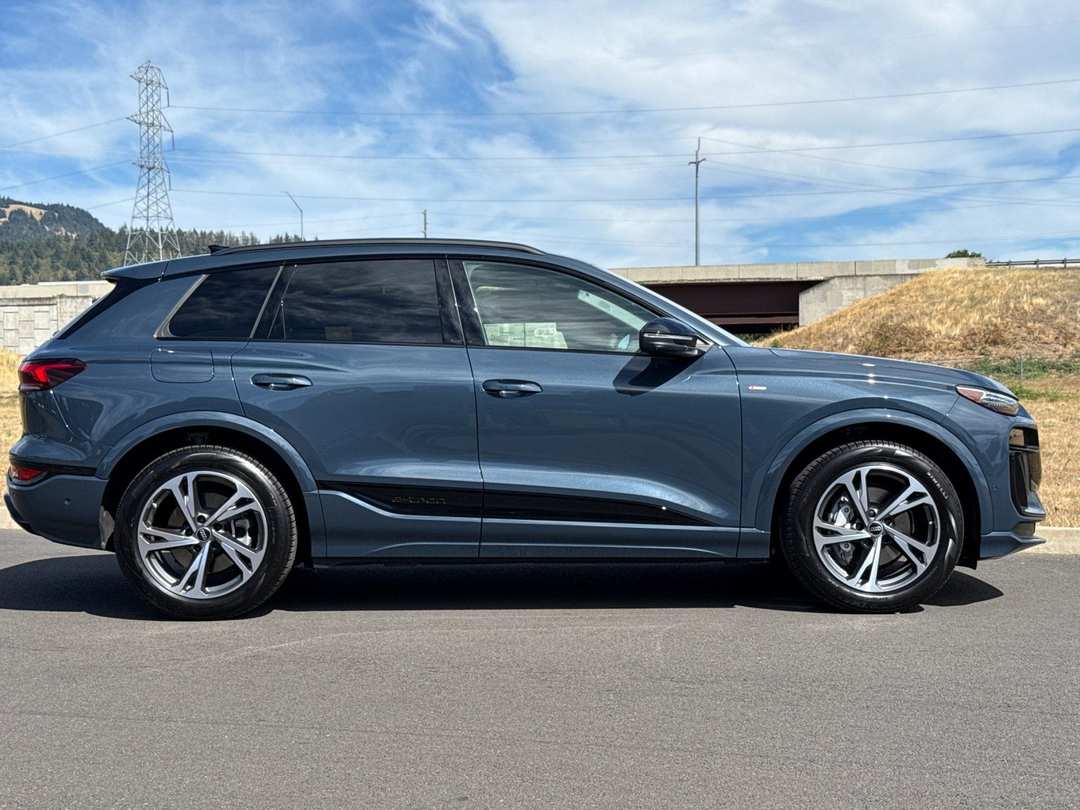 2027 Audi Q6 E-Tron Prestige - Image 2