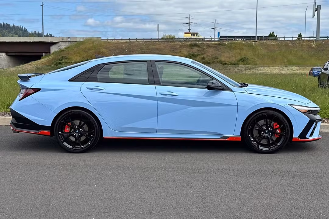 2026 Hyundai Elantra N Base - Image 2