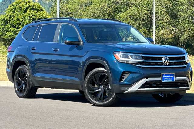 2022 Volkswagen Atlas 3.6L V6 SE w/Technology