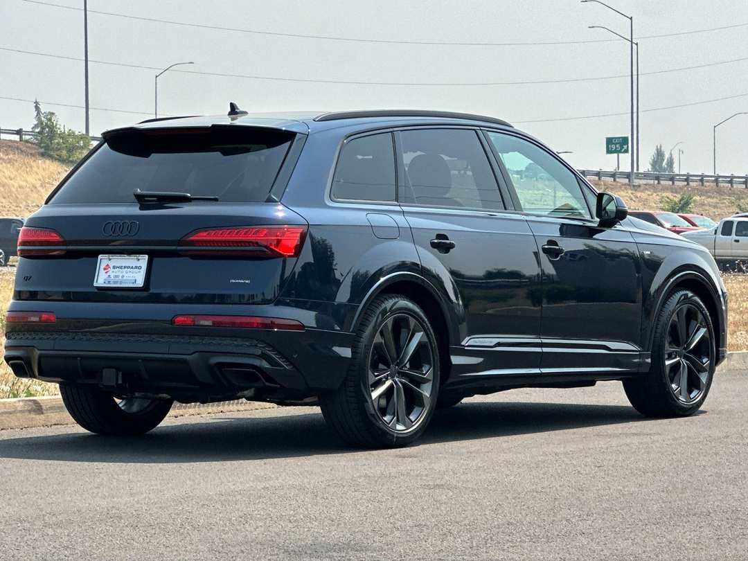 2026 Audi Q7 55 Premium - Image 3