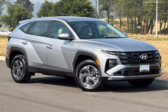 2026 Hyundai Tucson Hybrid Blue SE