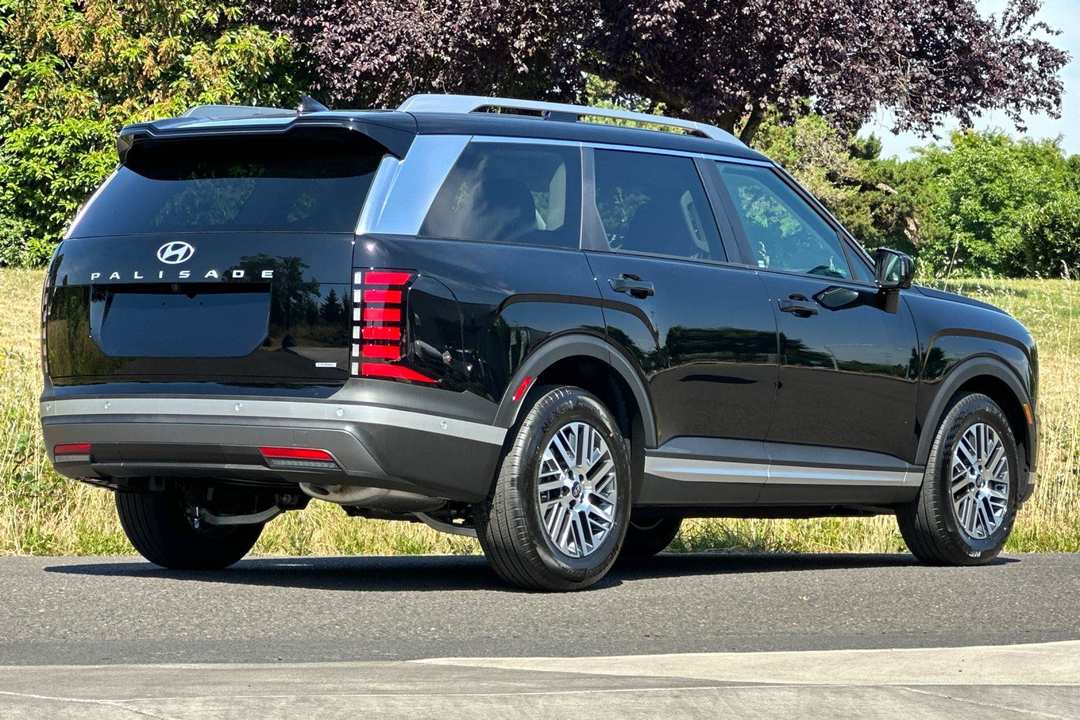 2026 Hyundai Palisade SEL Premium - Image 3