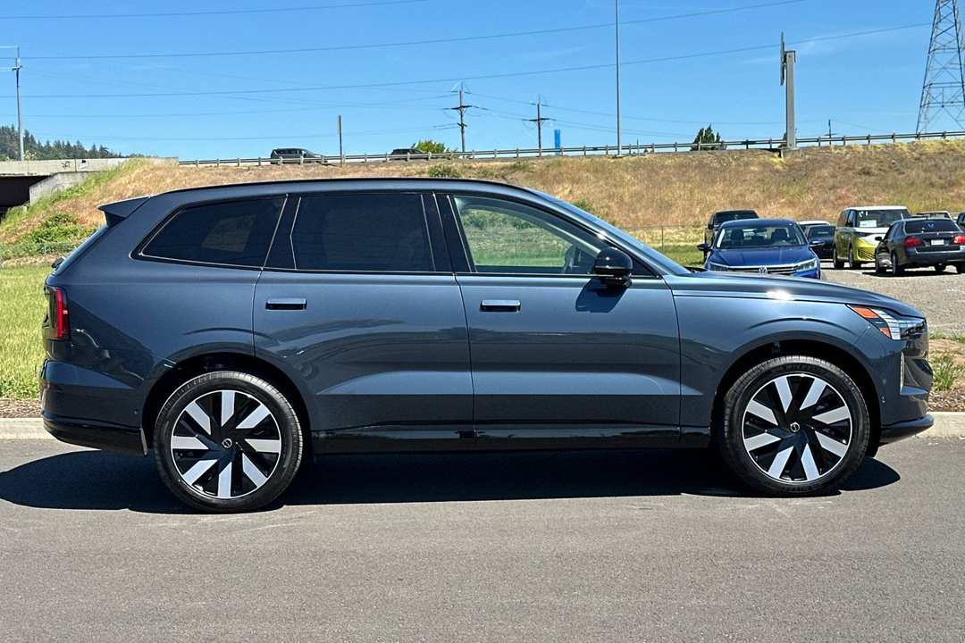 2026 Volvo Ex90 Twin Motor Plus - Image 2