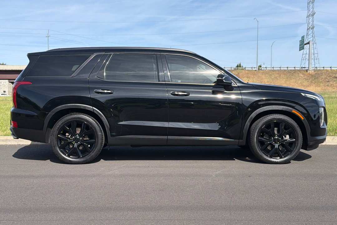 2020 Hyundai Palisade SEL - Image 2