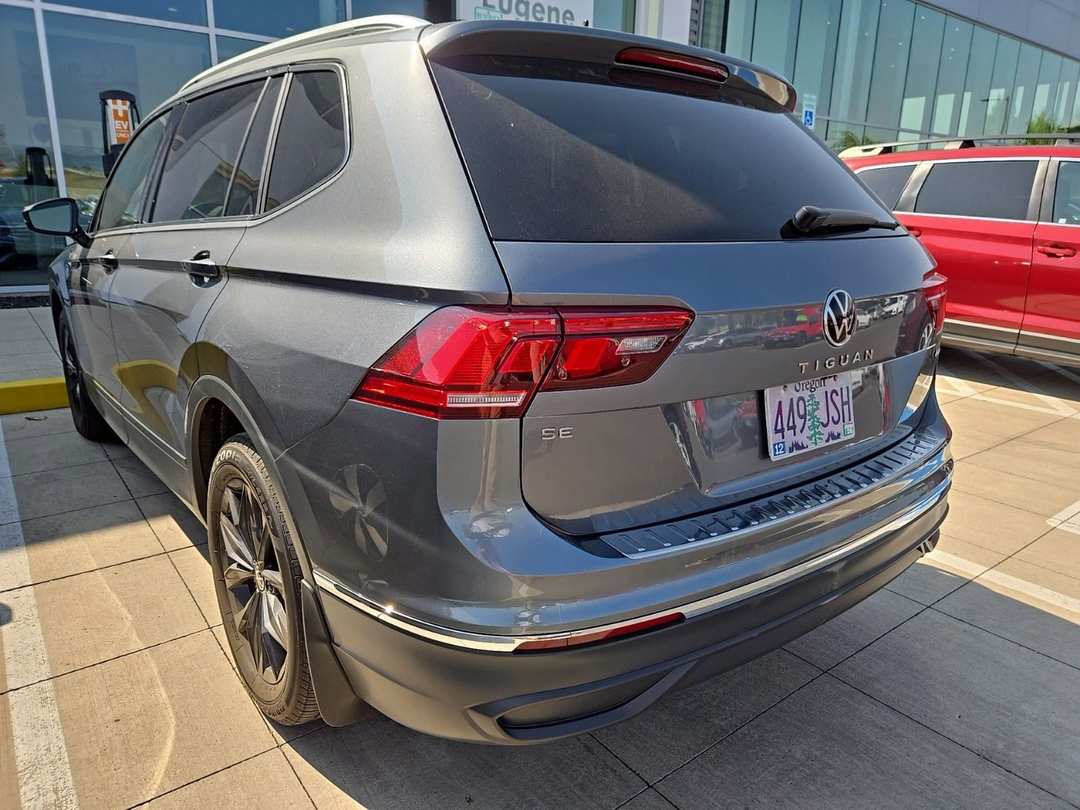 2024 Volkswagen Tiguan 2.0T SE - Image 2