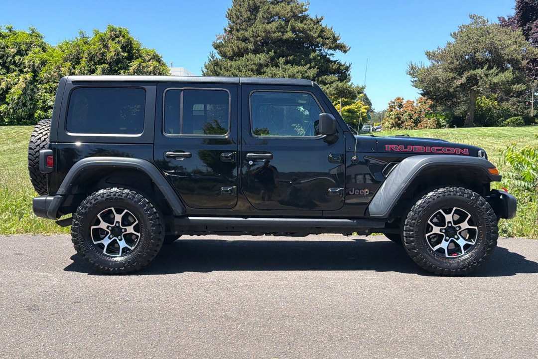 2021 Jeep Wrangler Unlimited Rubicon - Image 2