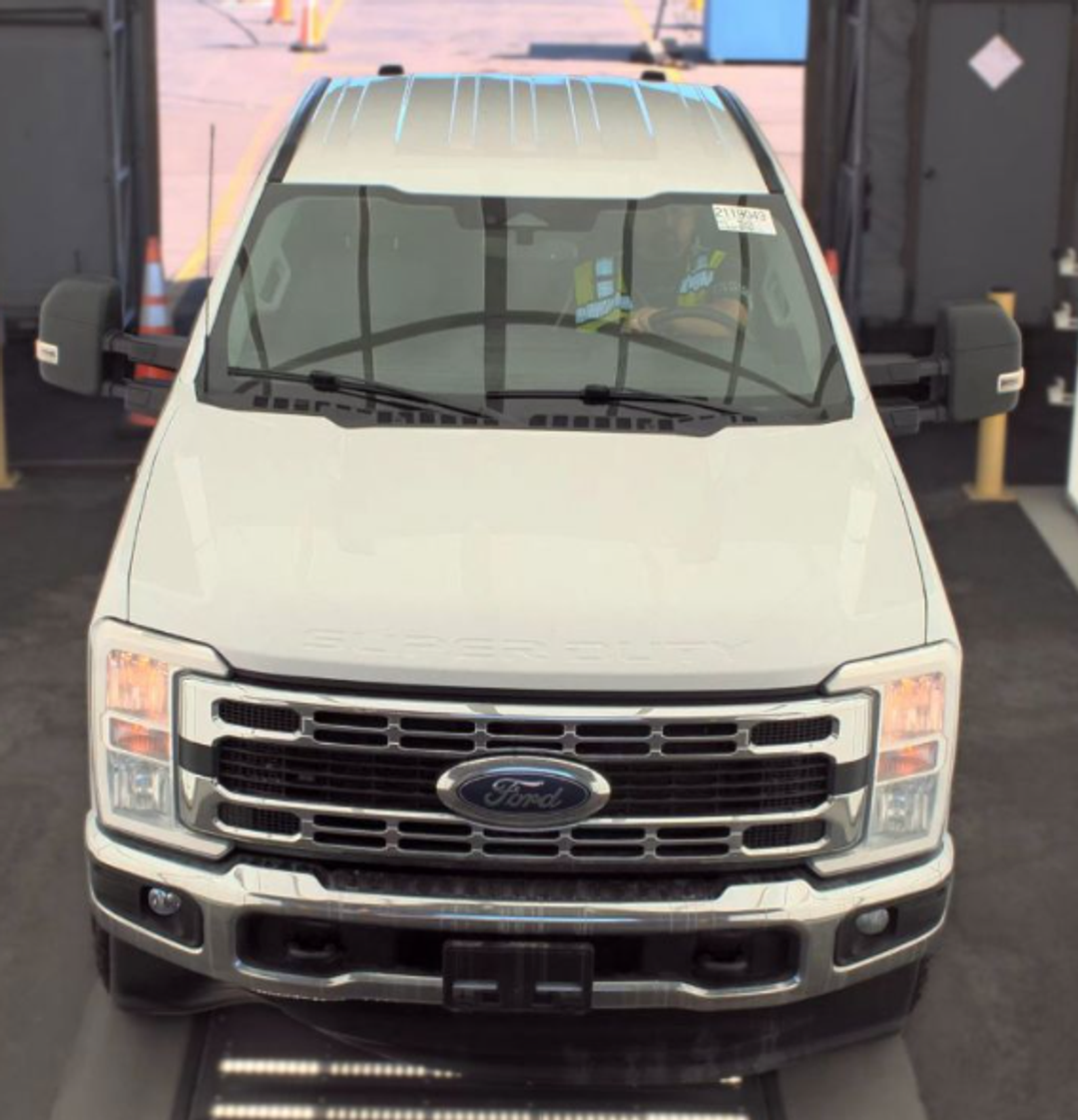 2023 Ford F-350Sd XLT - Image 3