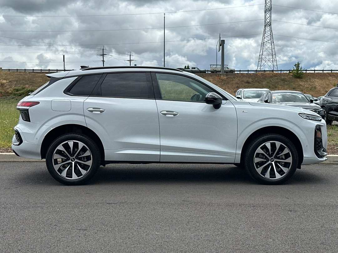 2026 Audi Q3 S line - Image 2