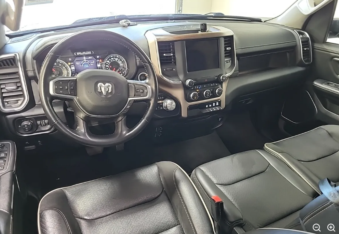 2022 Ram 1500 Laramie - Image 2