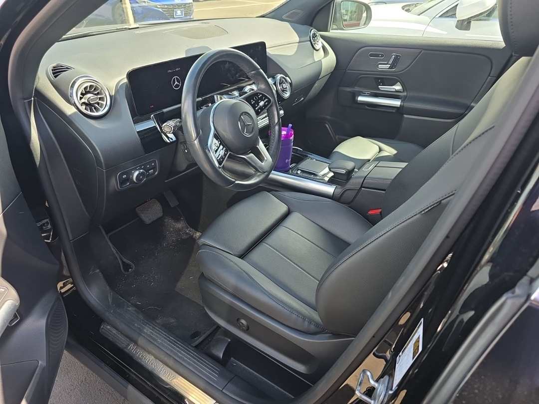 2023 Mercedes-Benz GLA GLA 250 - Image 3