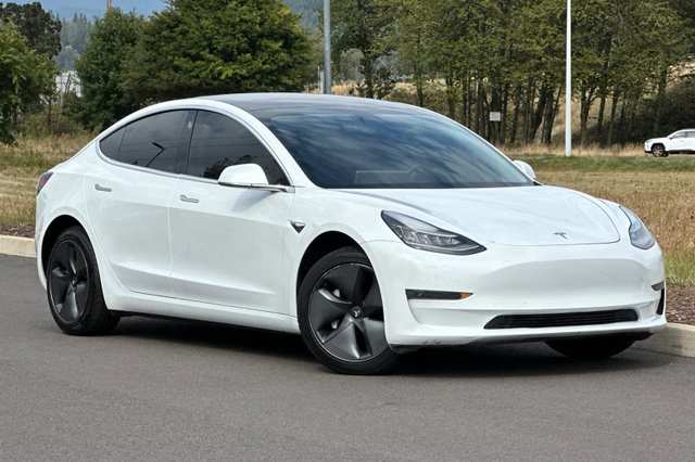 2019 Tesla Model 3 Standard Range Plus