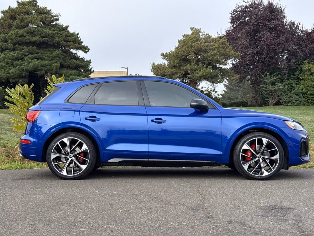 2023 Audi Sq5 Premium Plus - Image 2