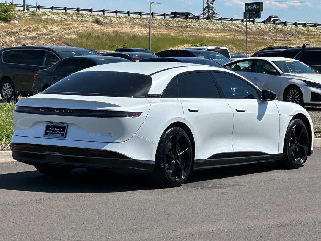 2025 Lucid Air Touring - Image 3