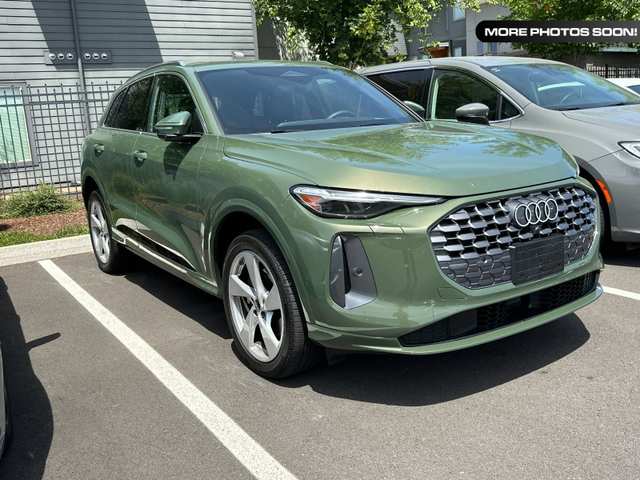 2025 Audi Q5 2.0T Premium Plus