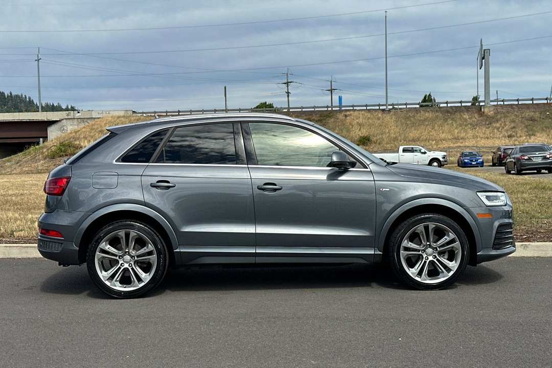 2016 Audi Q3 2.0T Prestige - Image 2