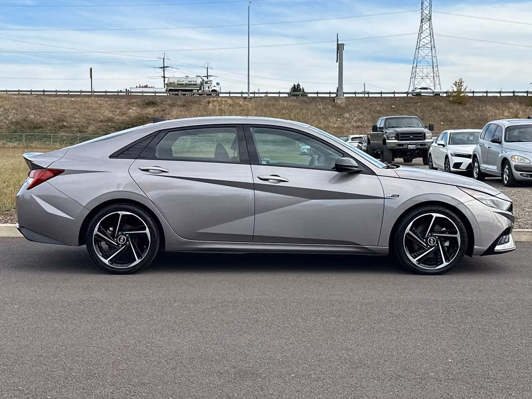2023 Hyundai Elantra N Line - Image 2