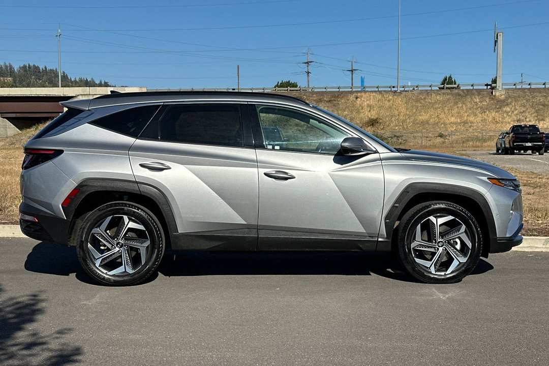 2024 Hyundai Tucson Limited - Image 2