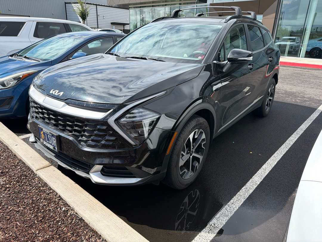 2025 Kia Sportage Hybrid EX - Image 3