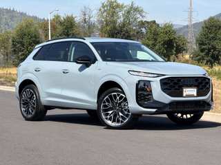 2026 Audi Q3 S line