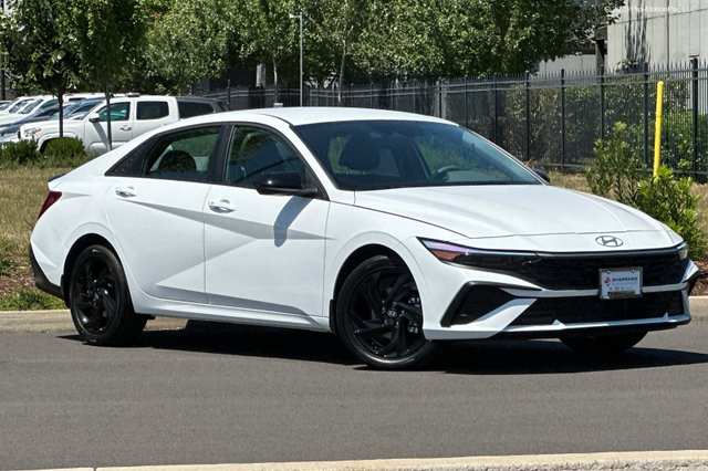 2026 Hyundai Elantra SEL Sport