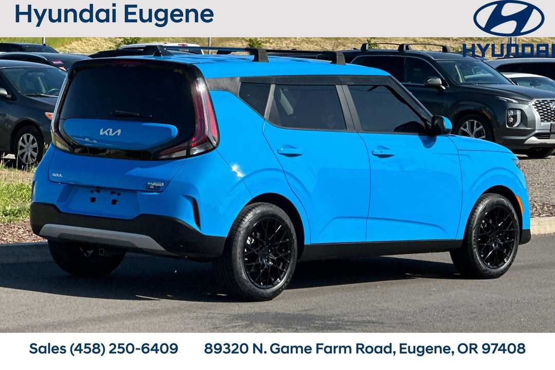 2024 Kia Soul EX - Image 3