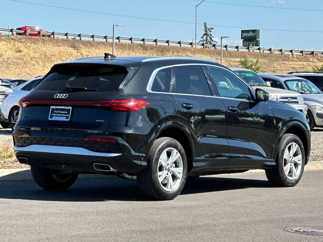 2025 Audi Q5 2.0T Premium - Image 3