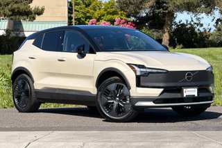 2026 Volvo Ex30 Twin Motor Cross Country Ultra