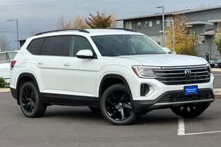 2026 Volkswagen Atlas SE w/Technology