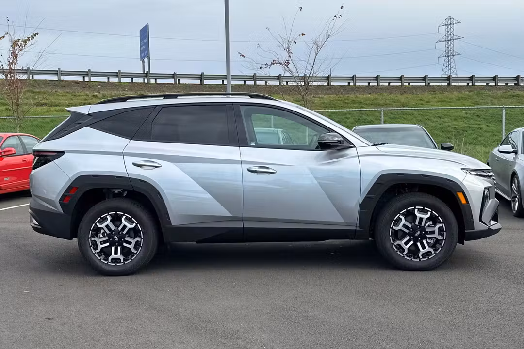 2026 Hyundai Tucson XRT - Image 2