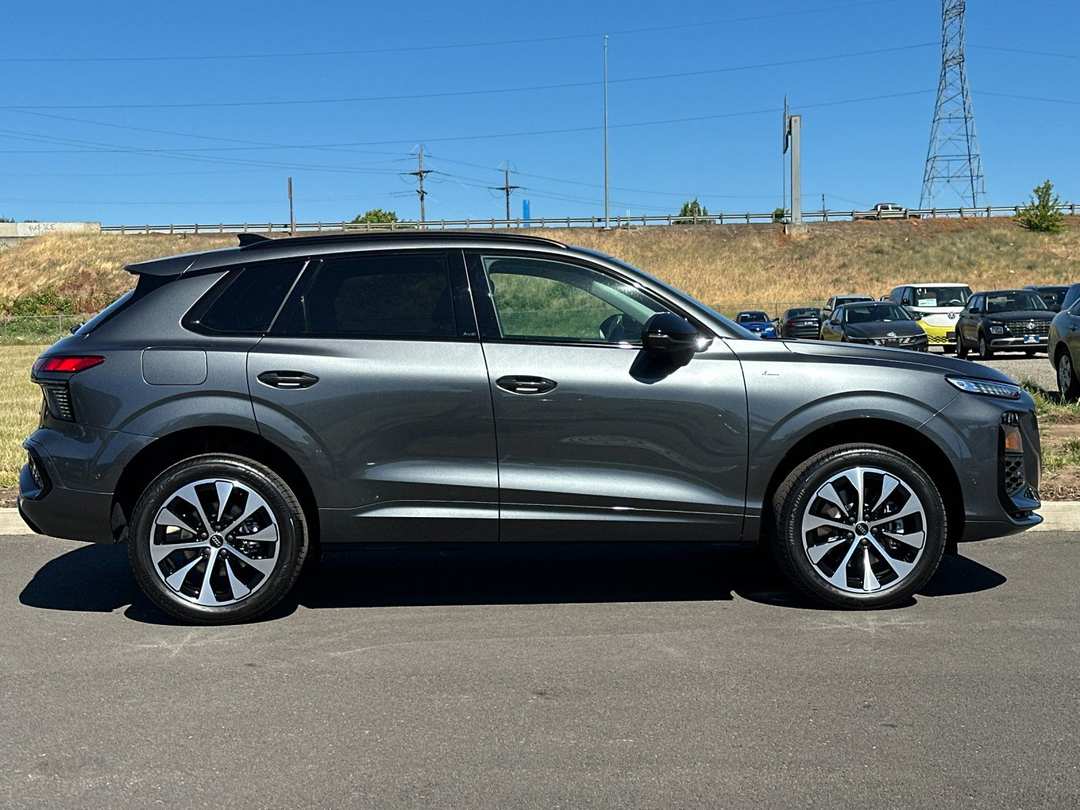 2026 Audi Q3 S line - Image 2