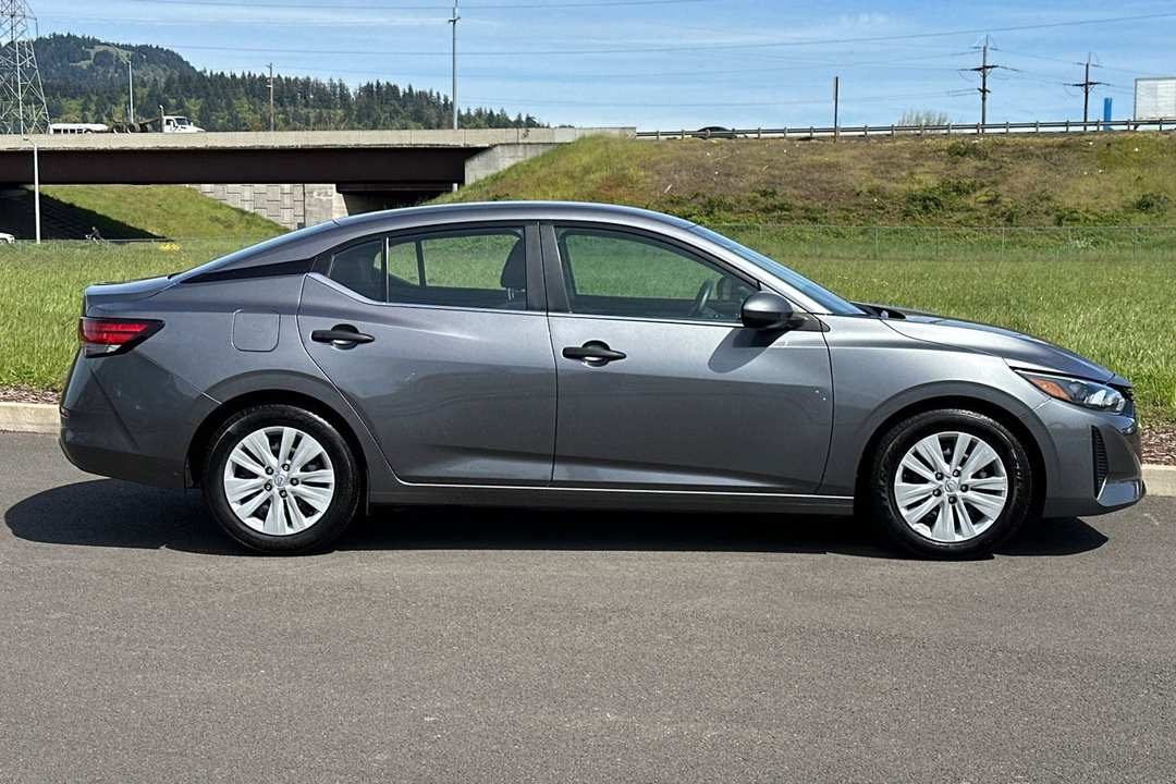 2024 Nissan Sentra S - Image 2