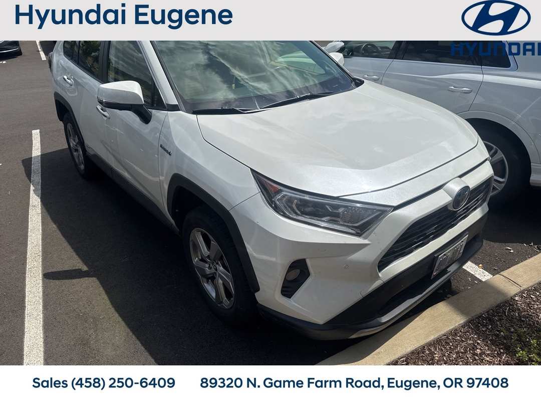 2019 Toyota Rav4 Hybrid Limited - Image 3