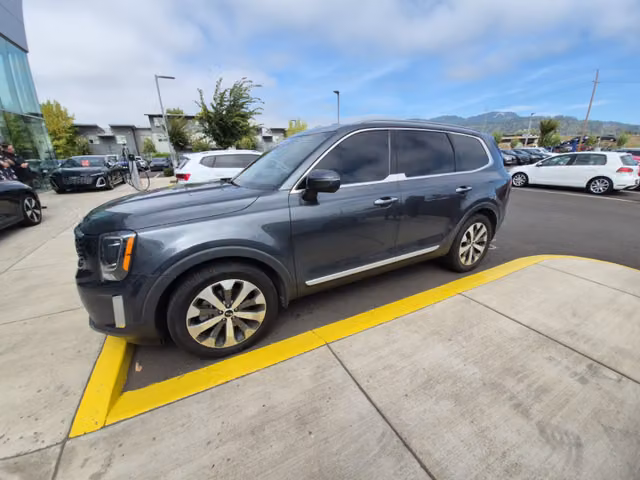 2020 Kia Telluride S