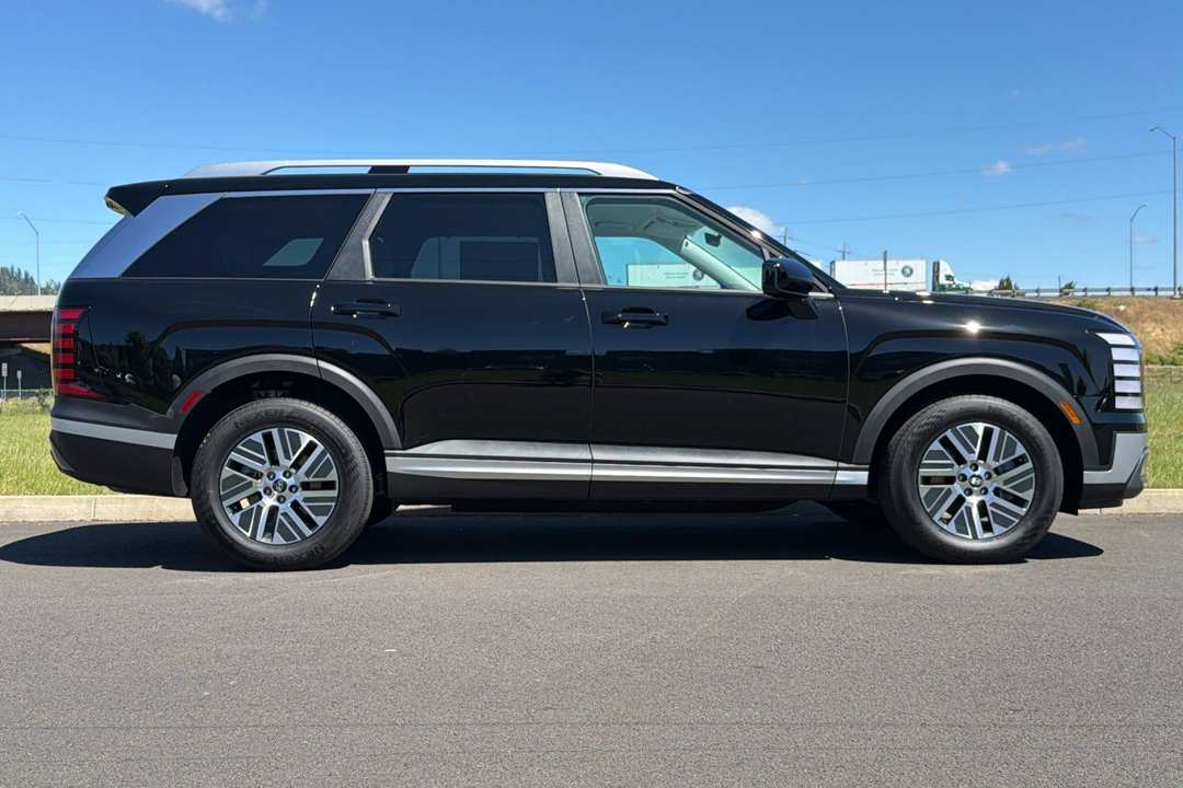 2026 Hyundai Palisade Hybrid SEL - Image 2