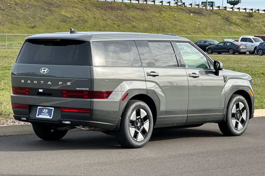 2026 Hyundai Santa Fe Hybrid SE - Image 3