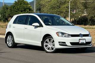 2016 Volkswagen Golf TSI SE