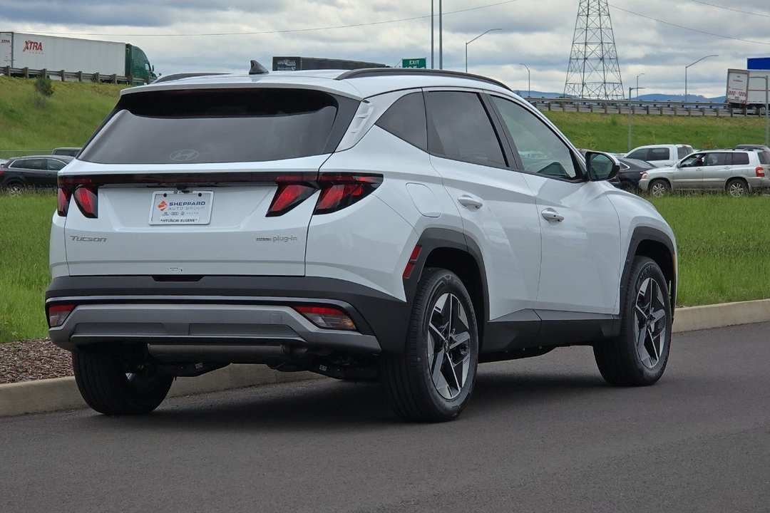 2026 Hyundai Tucson Plug-In Hybrid SEL - Image 3