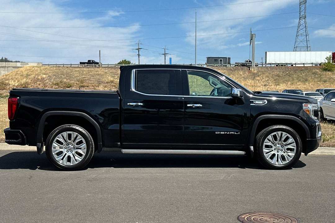 2021 GMC Sierra 1500 Denali - Image 2