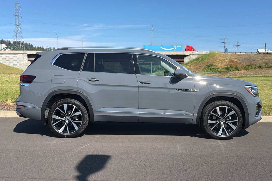 2026 Volkswagen Atlas 2.0T SEL Premium RLine - Image 2